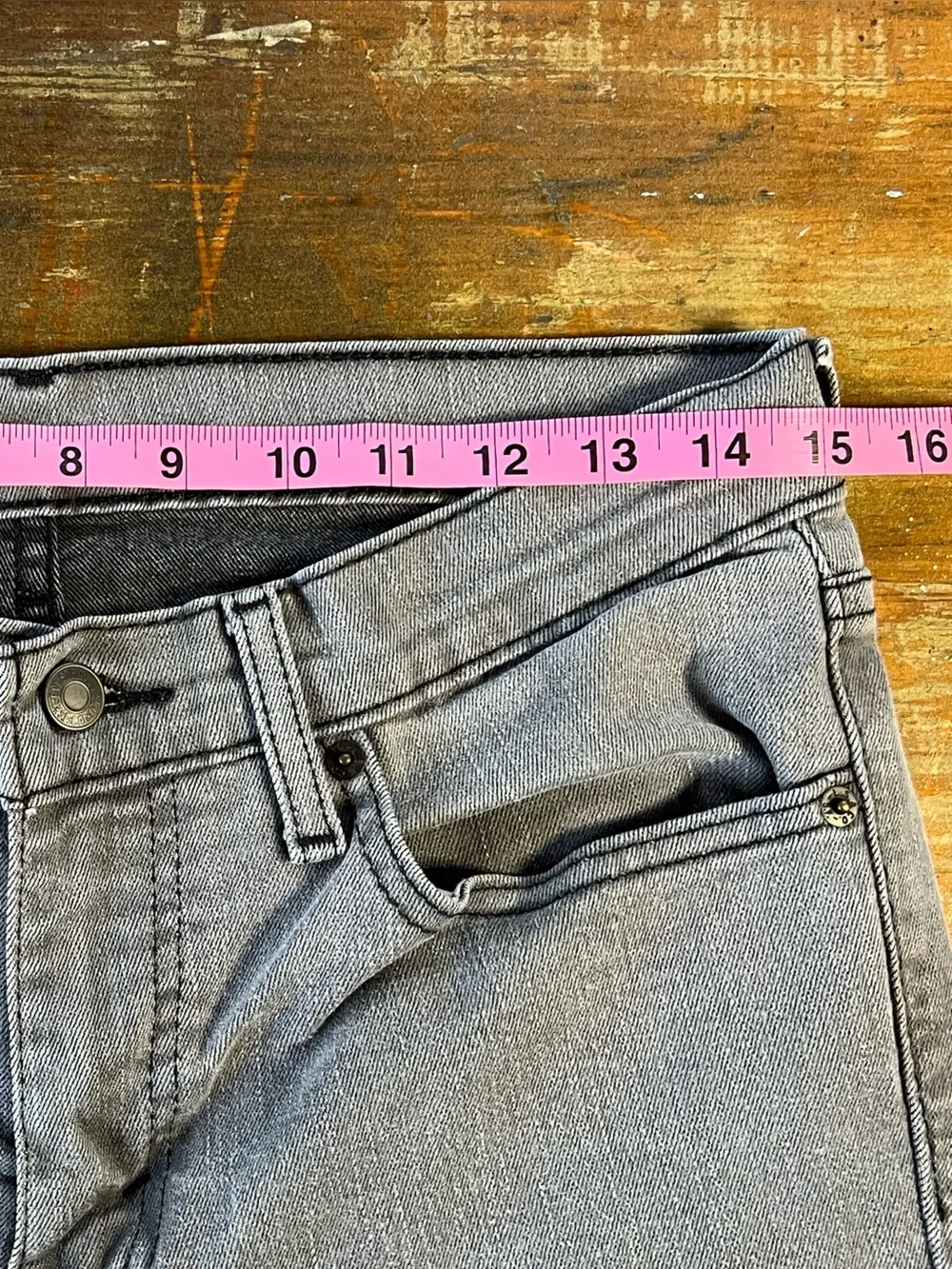 Gray Levi’s 511 Slim Stretch Jeans 31/30